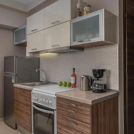 Antigonidon Square 4 Apartment *